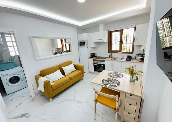 Cozy With Wi-fi Адехе