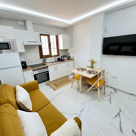 Cozy With Wi-fi 아데제